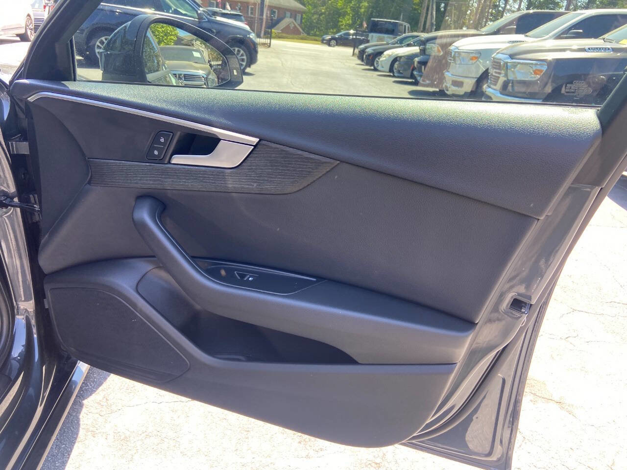 Used 2018 Audi A4 2.0T Ultra Premium w/ Convenience Package FWD image 22