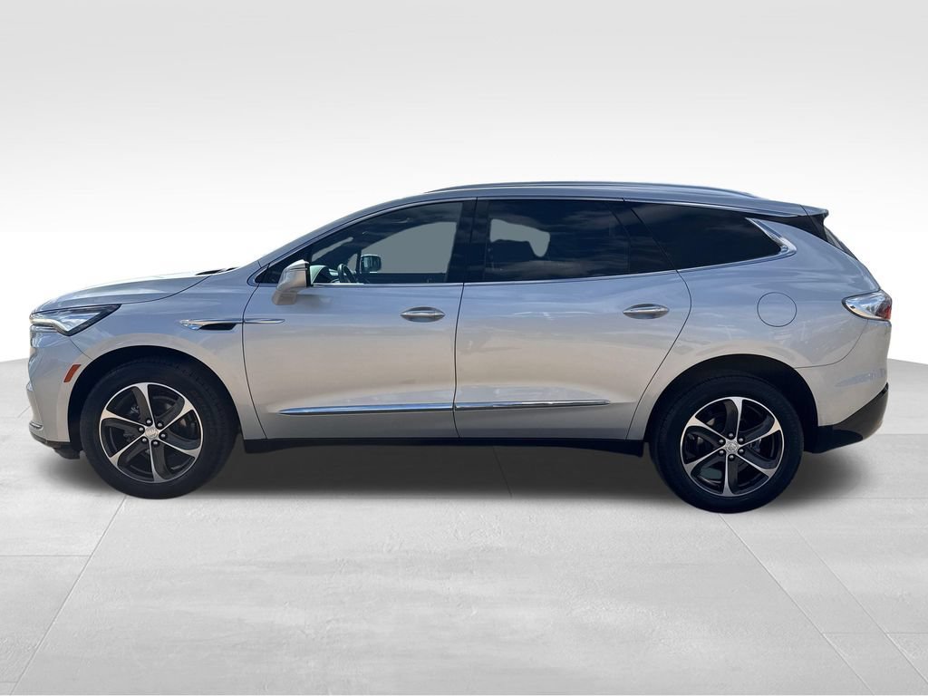 Certified 2022 Buick Enclave Essence w/ Experience Buick Package AWD/4WD image 3