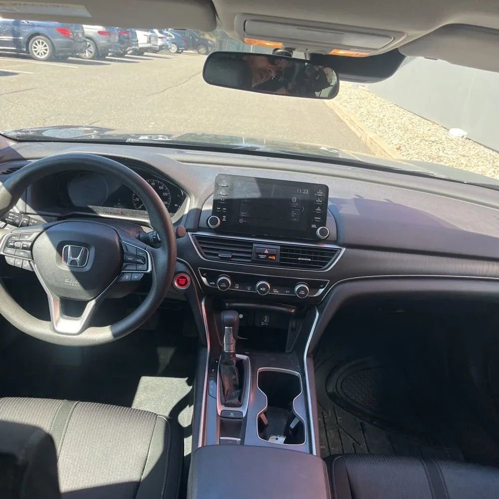Used 2019 Honda Accord EX image 17