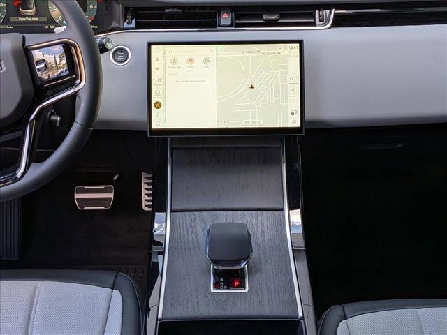 New 2026 Land Rover Range Rover Evoque Dynamic SE image 11