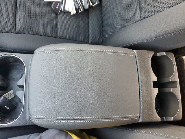 New 2026 GMC Canyon Elevation w/ Convenience Package image 27