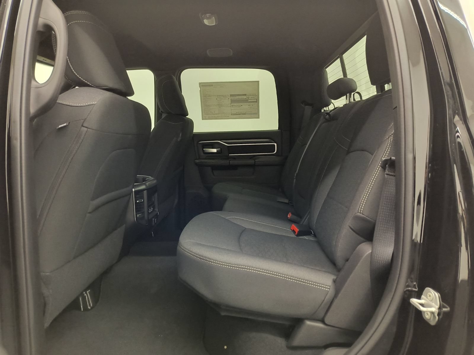 New 2026 RAM 3500 Big Horn AWD/4WD image 12
