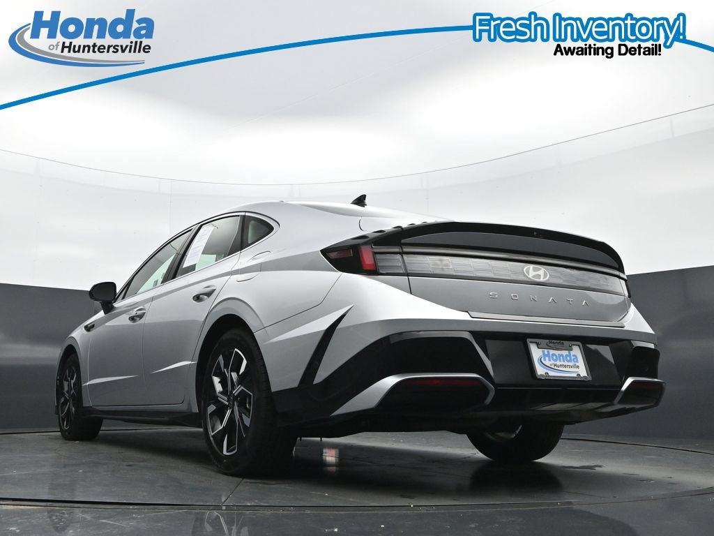 Used 2025 Hyundai Sonata SEL FWD image 32