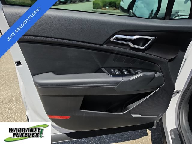 Used 2025 Kia Sportage EX FWD image 15