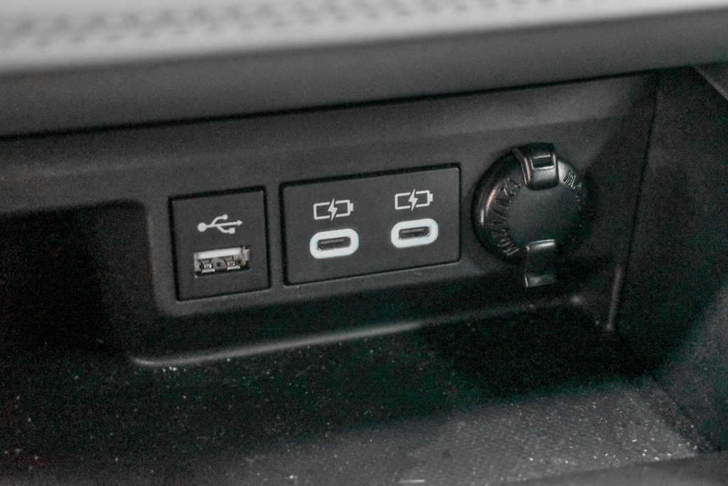 Used 2022 Toyota Highlander XLE image 26