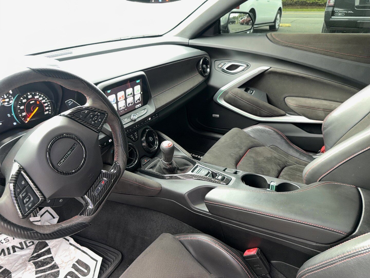 Used 2018 Chevrolet Camaro ZL1 RWD image 15