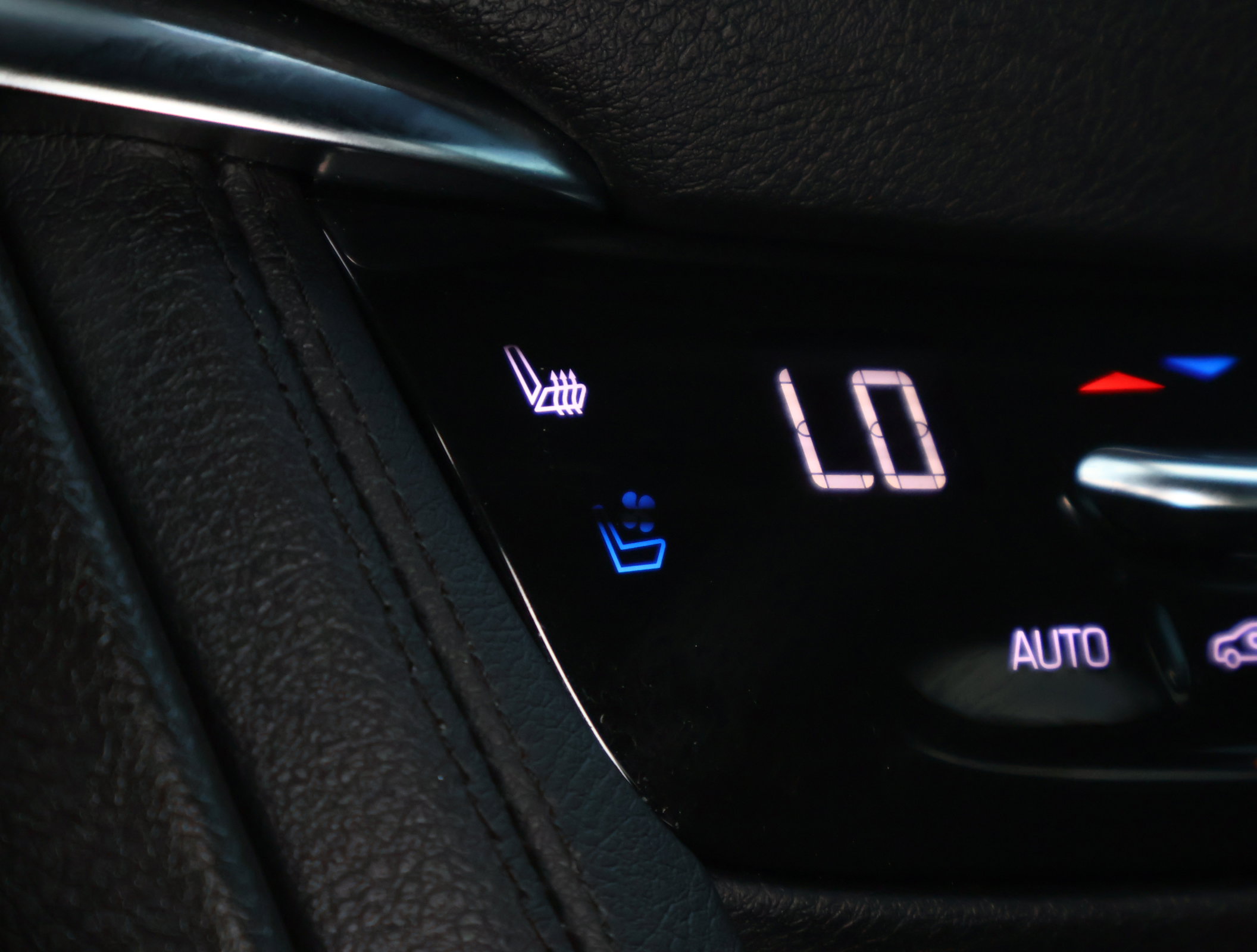 Used 2021 Cadillac XT5 Premium Luxury image 23