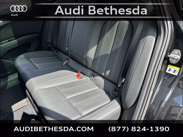 Used 2024 Audi Q4 e-tron Premium Plus w/ Premium Plus AWD/4WD image 31