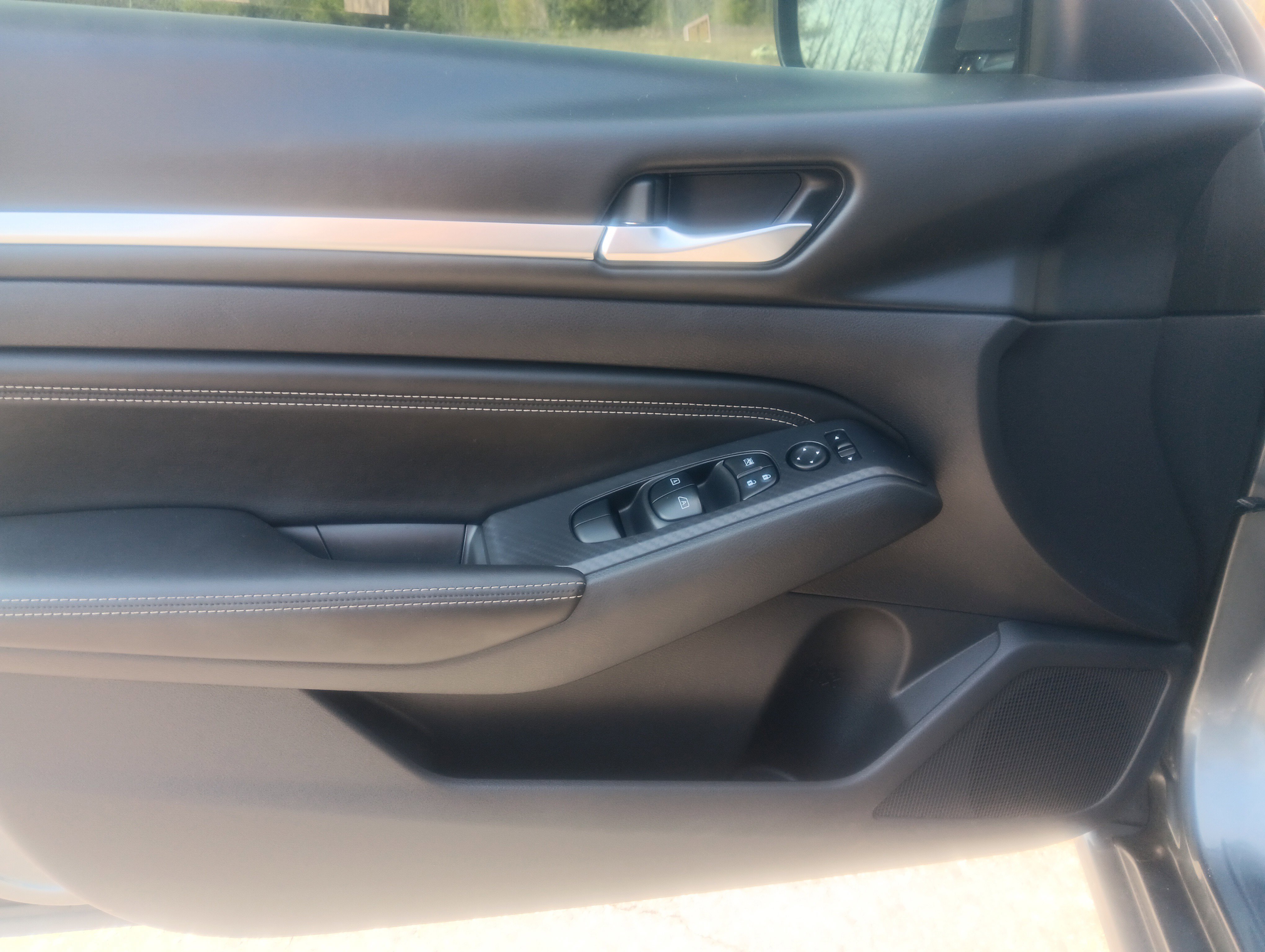 Used 2019 Nissan Altima 2.5 SV image 15