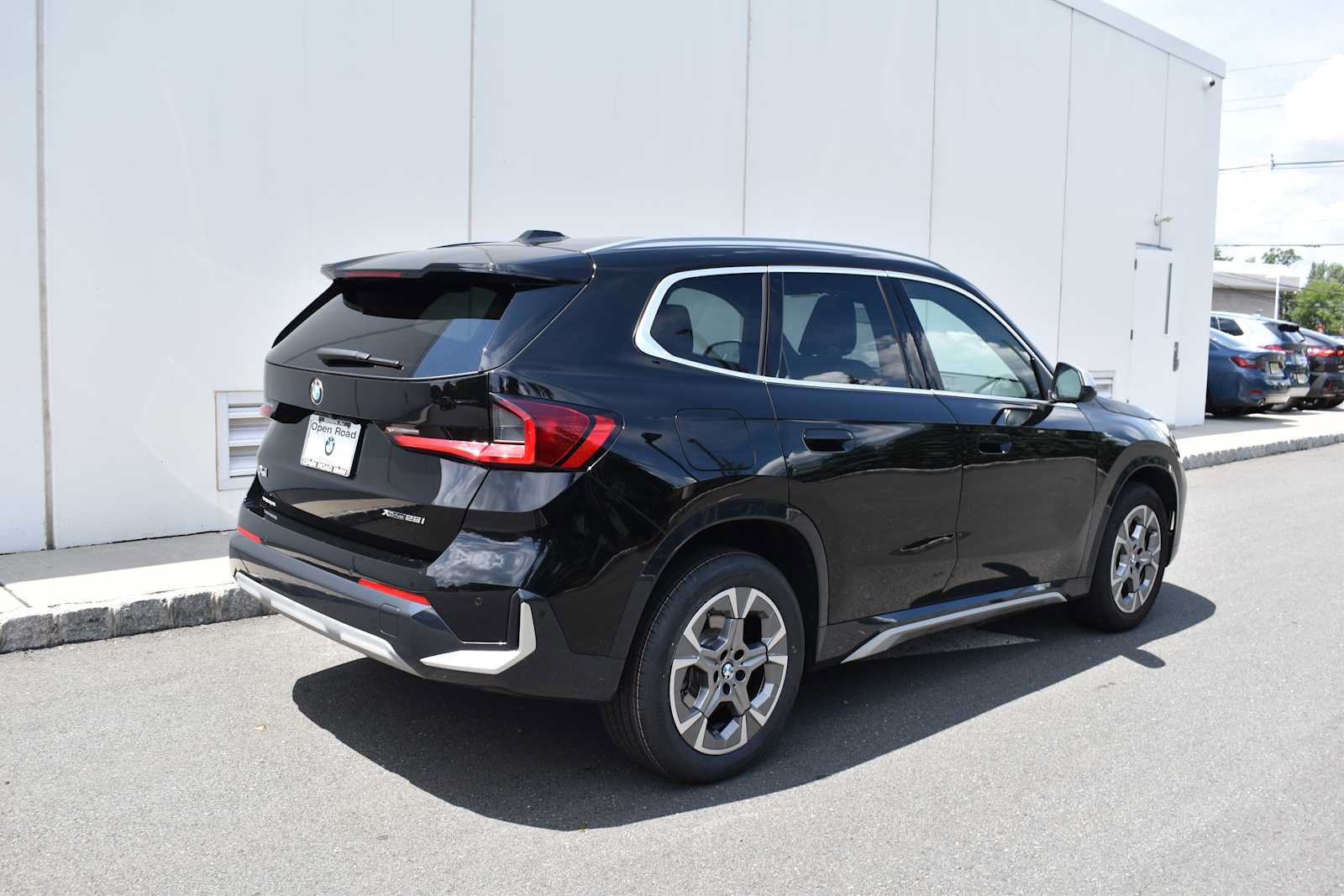 Used 2024 BMW X1 xDrive28i w/ Convenience Package AWD/4WD image 5
