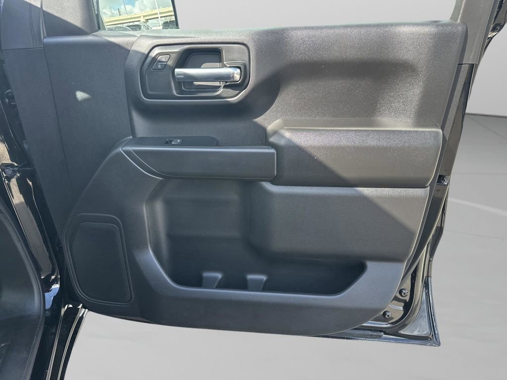 Used 2024 Chevrolet Silverado 1500 Custom image 13