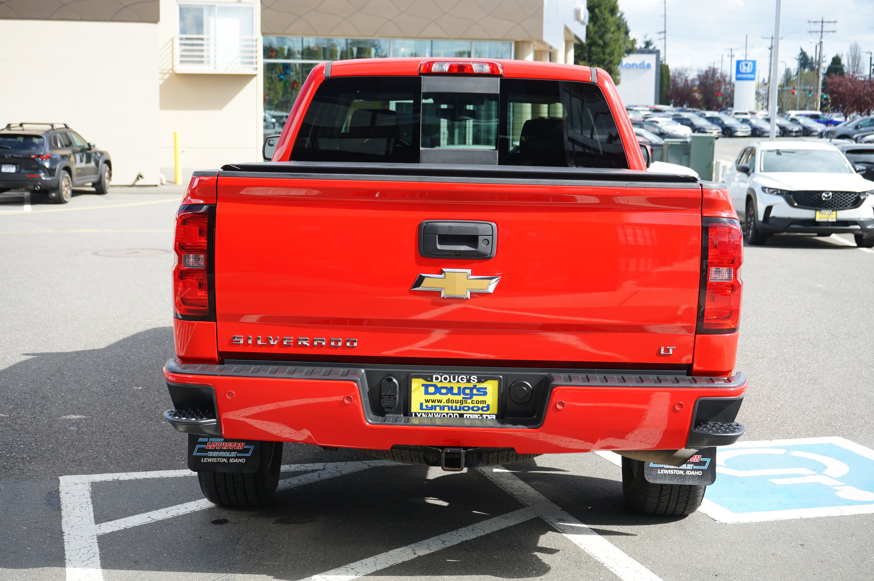Used 2017 Chevrolet Silverado 1500 LT w/ All Star Edition AWD/4WD image 3