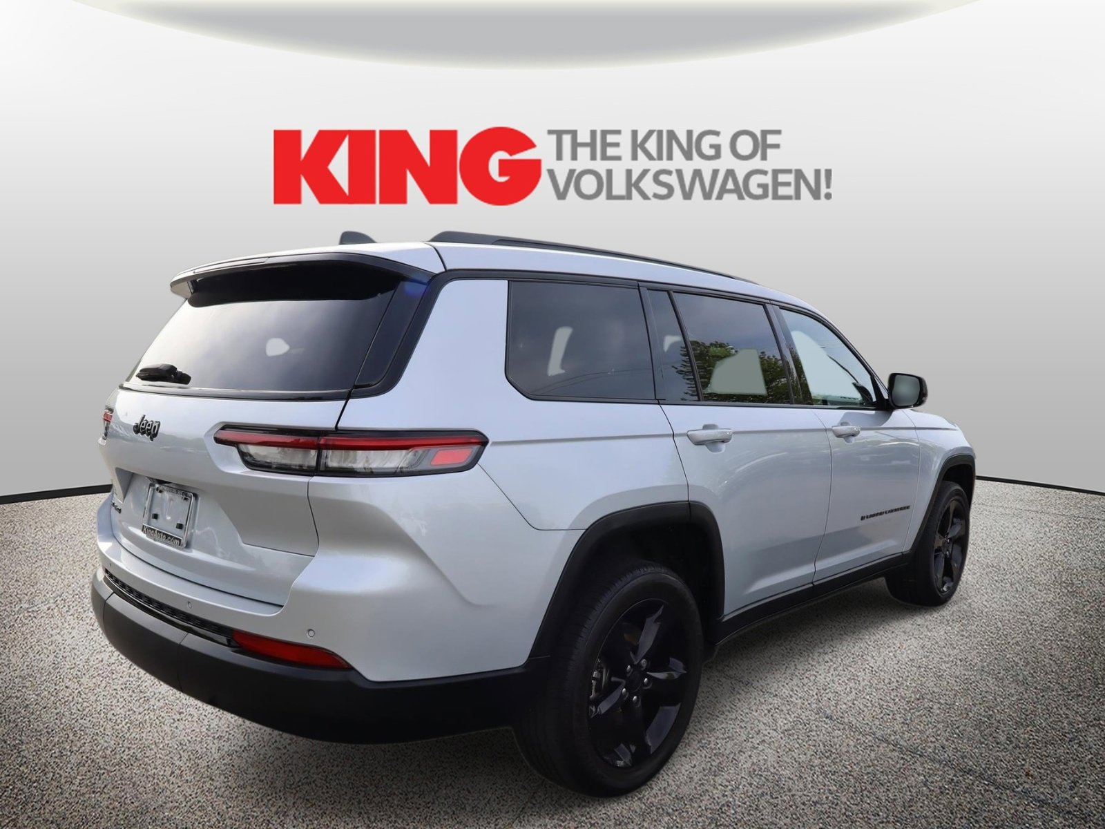 Used 2021 Jeep Grand Cherokee L Laredo AWD/4WD image 3