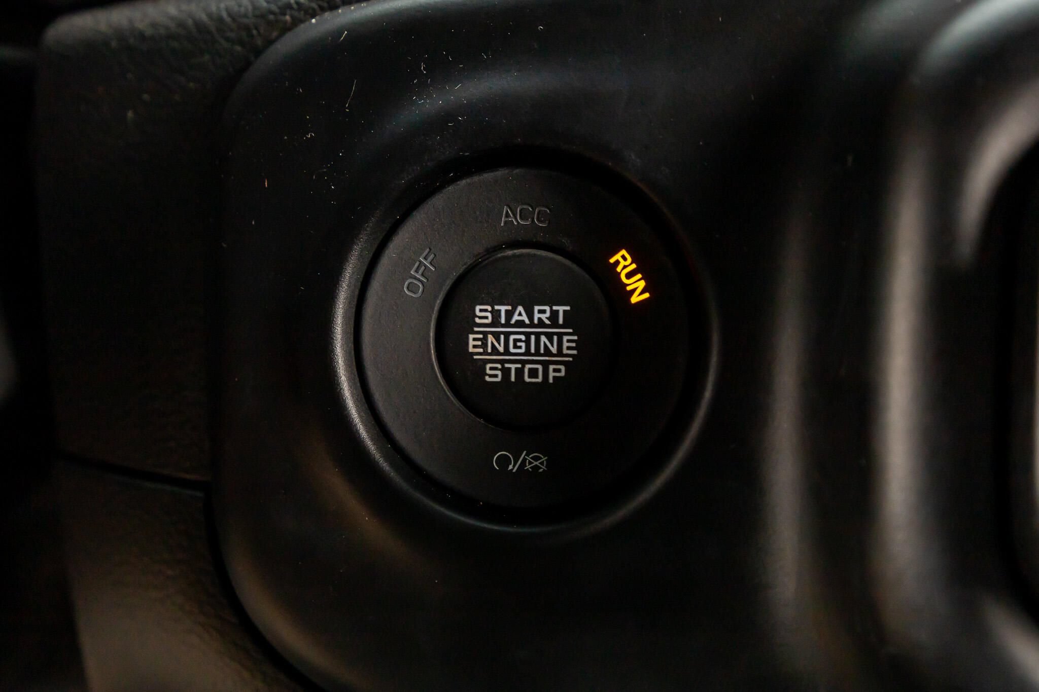 Used 2023 Jeep Wrangler Unlimited Rubicon w/ LED Lighting Group AWD/4WD image 19