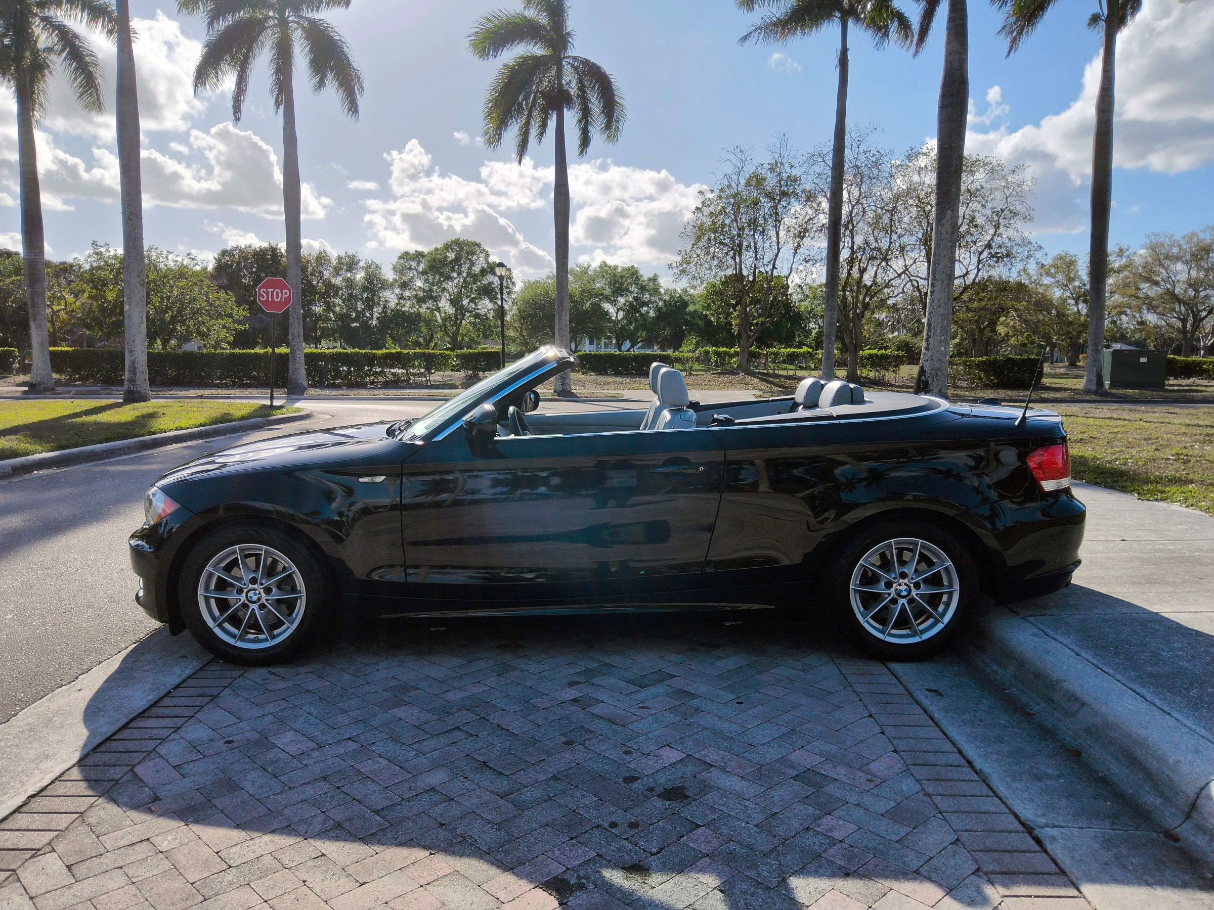 Used 2011 BMW 128i 128i Convertible 2D image 14