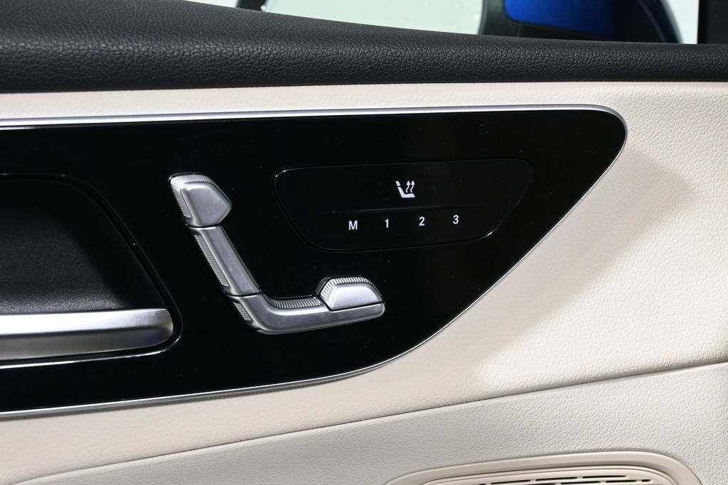 Certified 2025 Mercedes-Benz GLC 300 4MATIC image 29