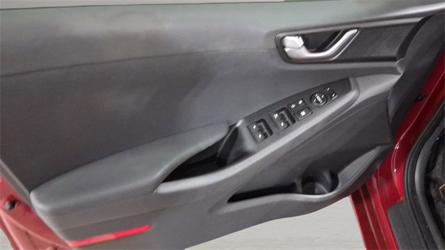 Used 2019 Hyundai Ioniq SEL image 23