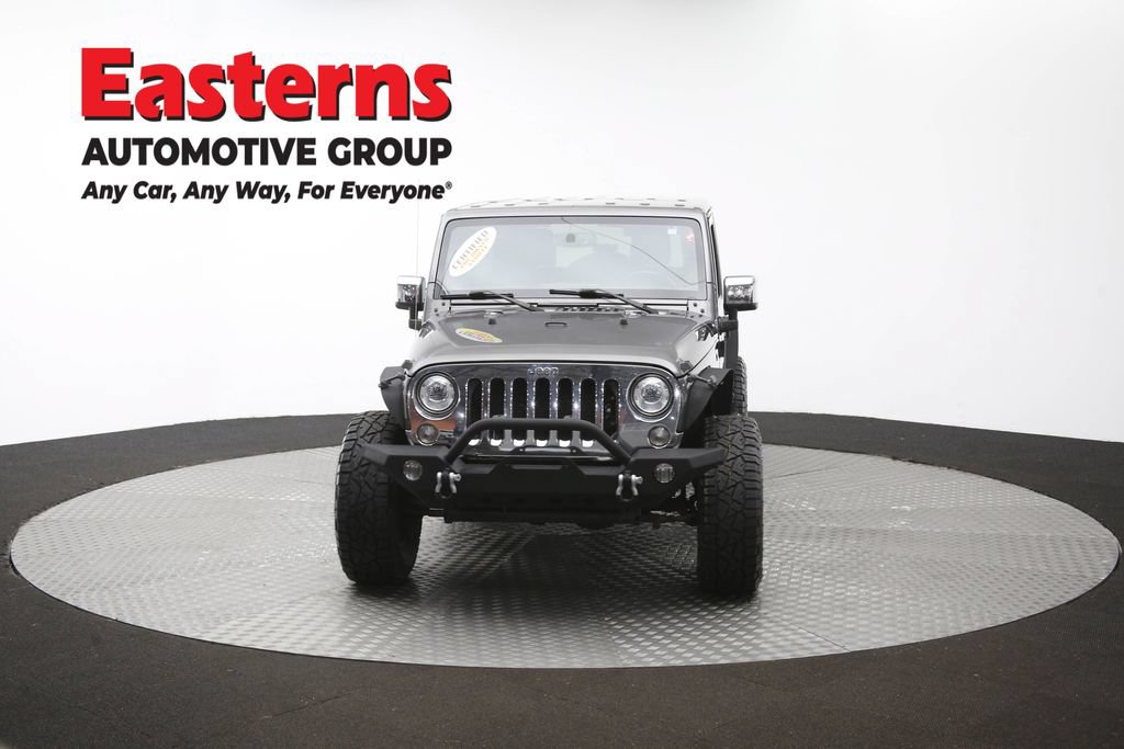 Used 2017 Jeep Wrangler Unlimited Sahara w/ Dual Top Group AWD/4WD image 53