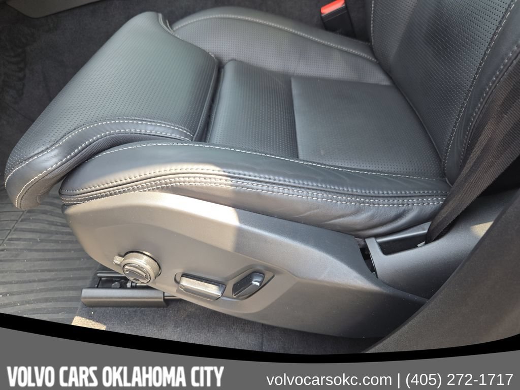 Certified 2026 Volvo XC90 B6 Ultra AWD/4WD image 26