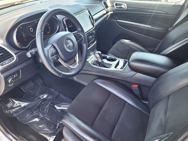Used 2019 Jeep Grand Cherokee Altitude AWD/4WD image 10
