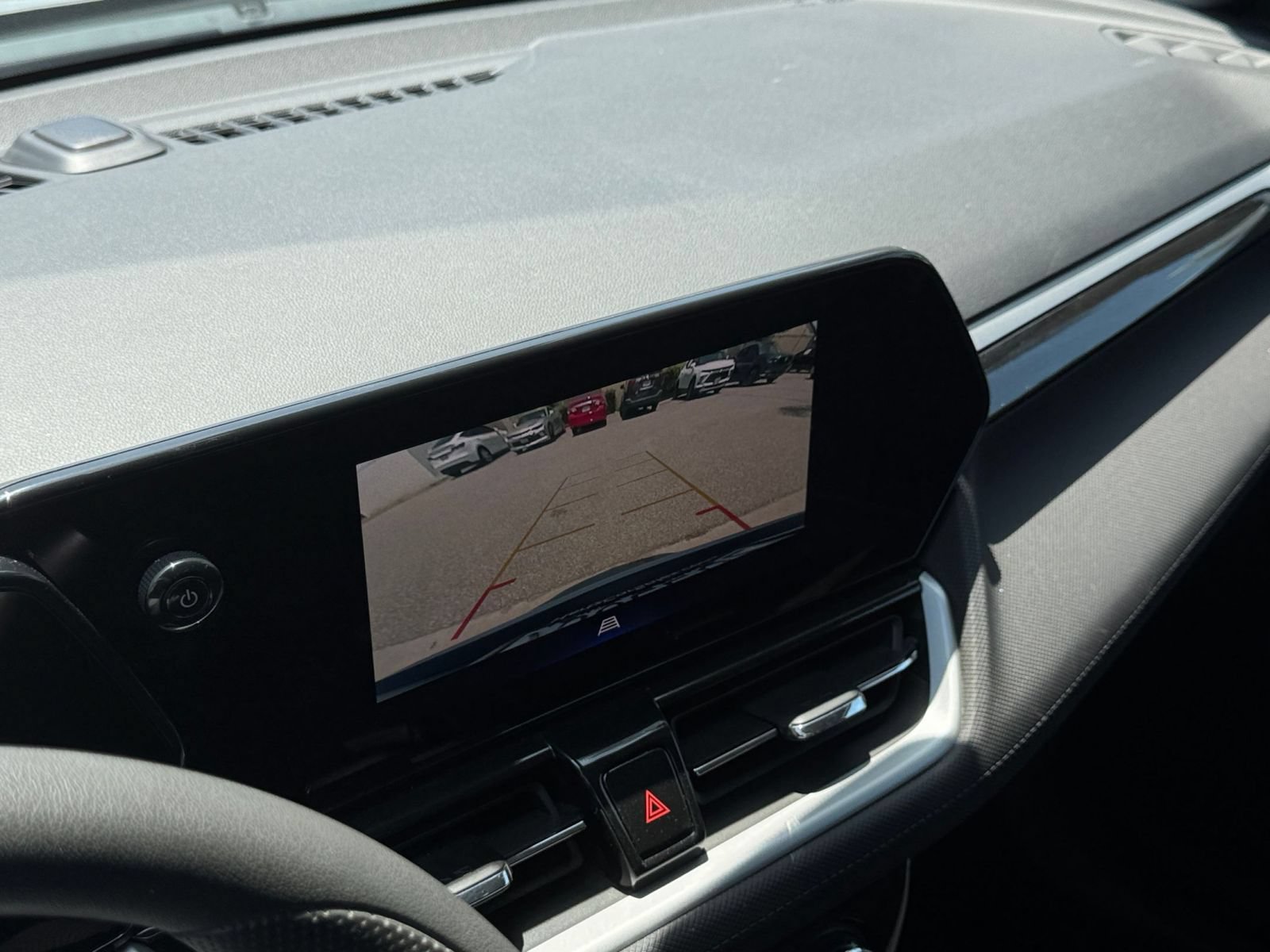 Used 2025 Chevrolet TrailBlazer LT FWD image 22