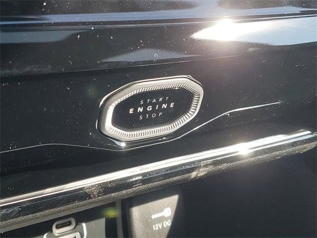 New 2026 Jeep Grand Cherokee Altitude AWD/4WD image 24