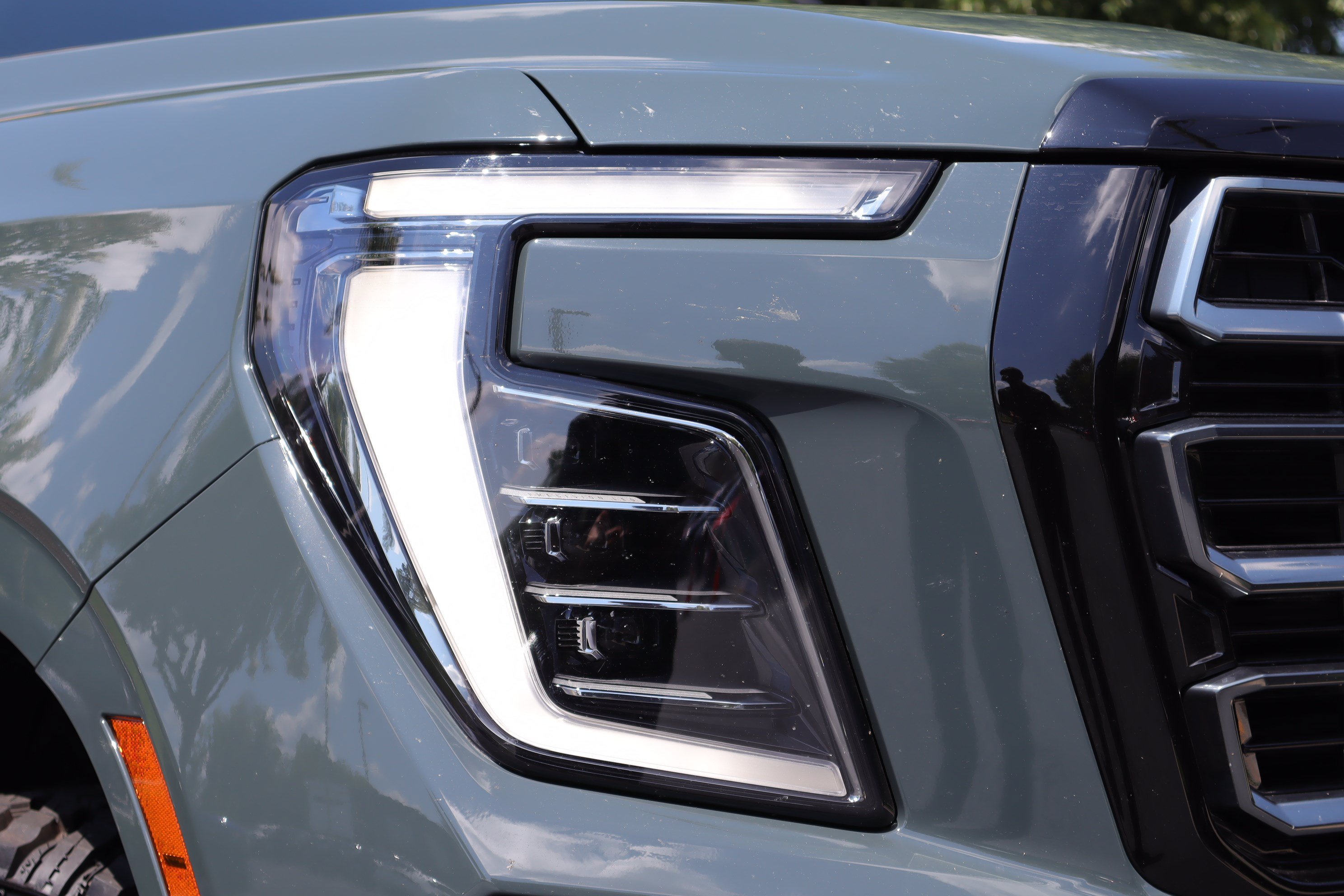 Used 2026 GMC Yukon AT4 AWD/4WD image 31