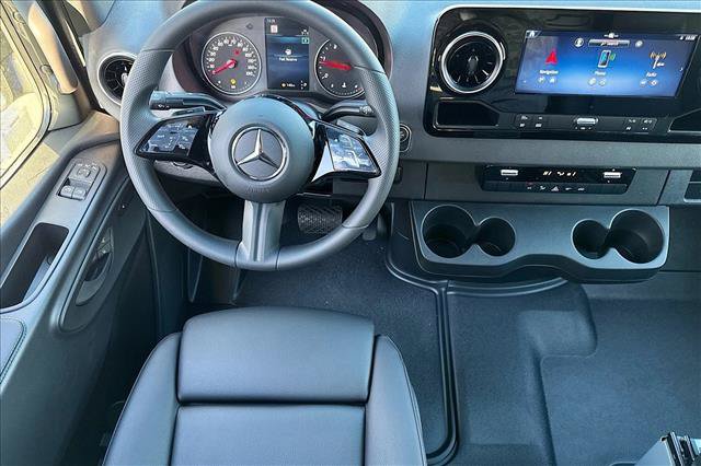 New 2026 Mercedes-Benz Sprinter 2500 image 19