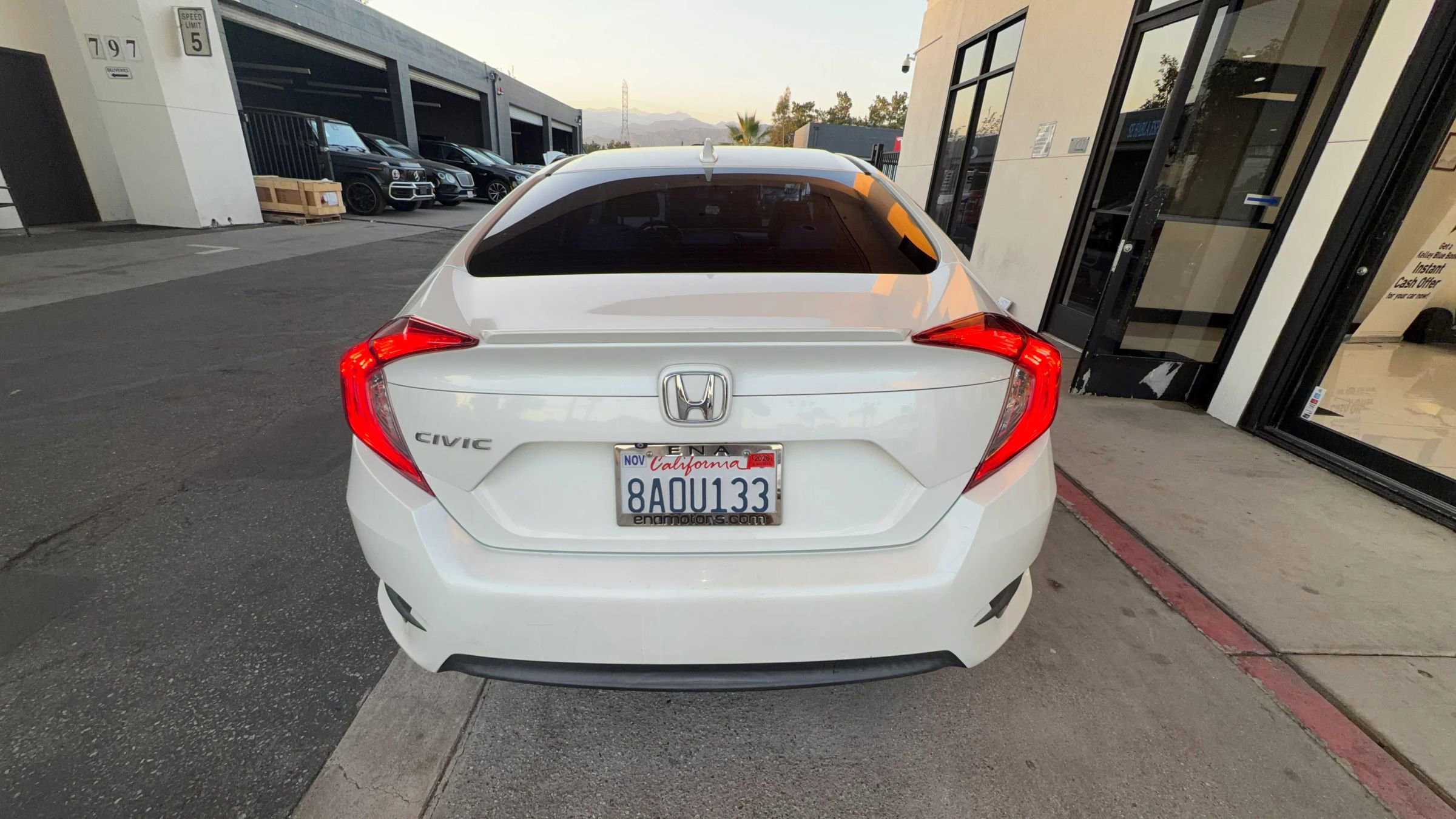 Used 2017 Honda Civic EX-T image 5