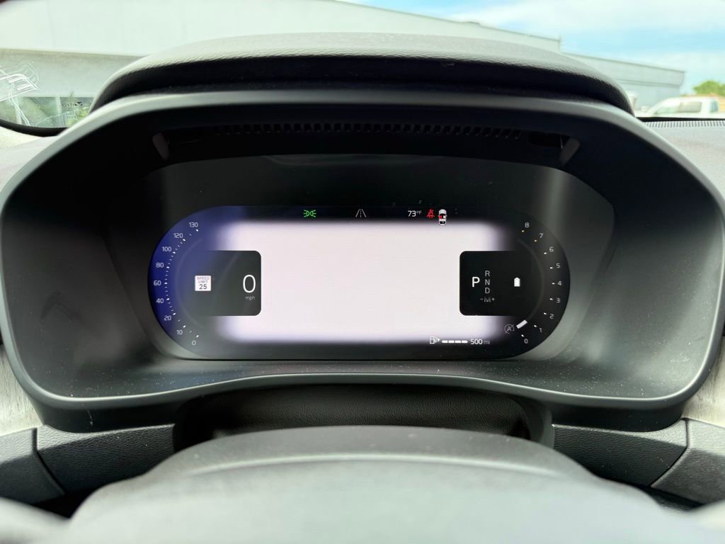 Used 2023 Volvo XC40 B5 Ultimate w/ Protection Package Premier image 10