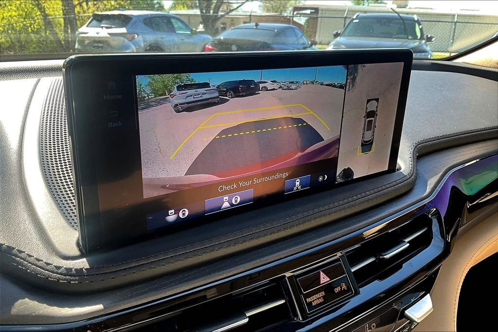 Used 2025 Acura MDX w/ Advance Package image 30
