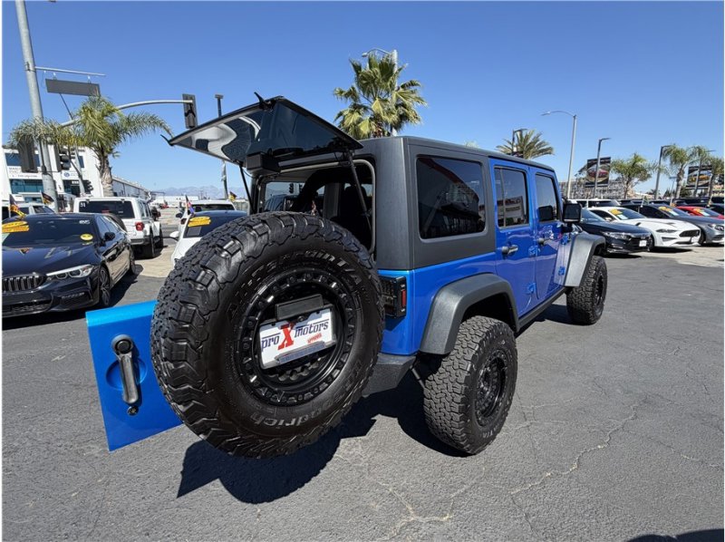 Used 2015 Jeep Wrangler Unlimited Sport w/ Quick Order Package 24S AWD/4WD image 27