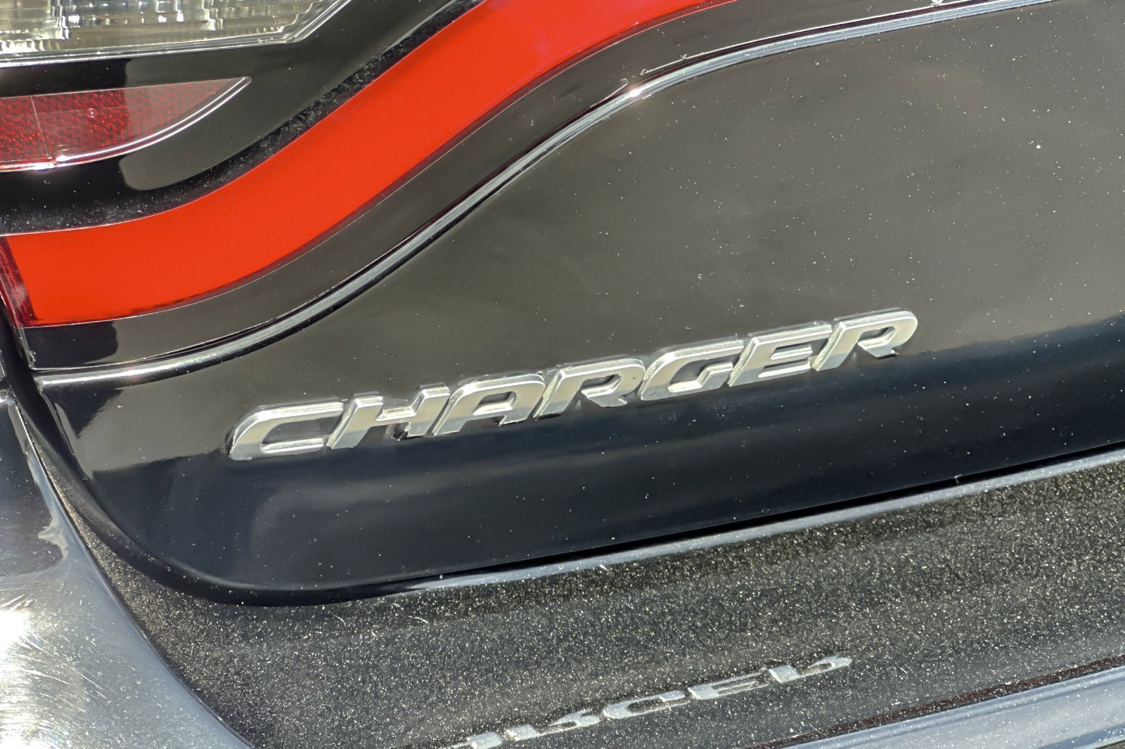 Used 2020 Dodge Charger SXT image 25