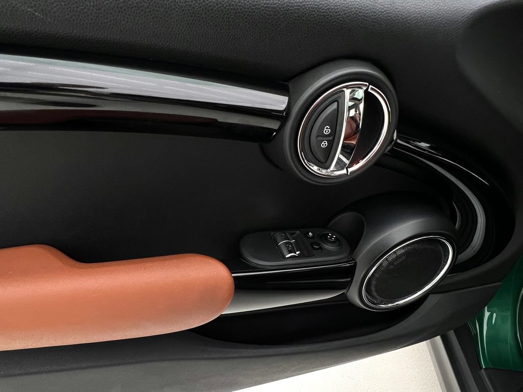 Used 2020 MINI Cooper S FWD image 23