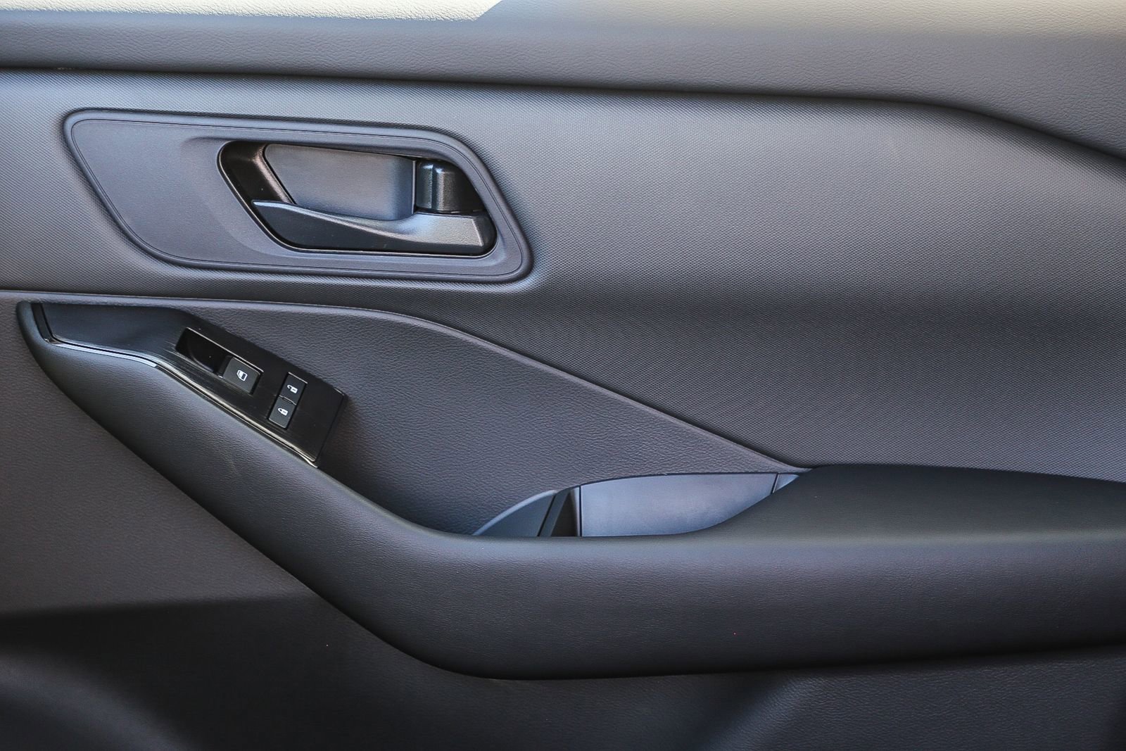 New 2026 Nissan Rogue S image 22