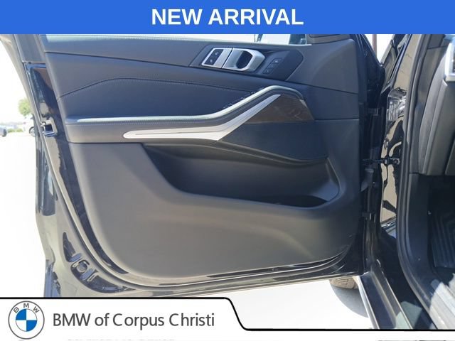 Used 2022 BMW X5 xDrive40i w/ Premium Package AWD/4WD image 19