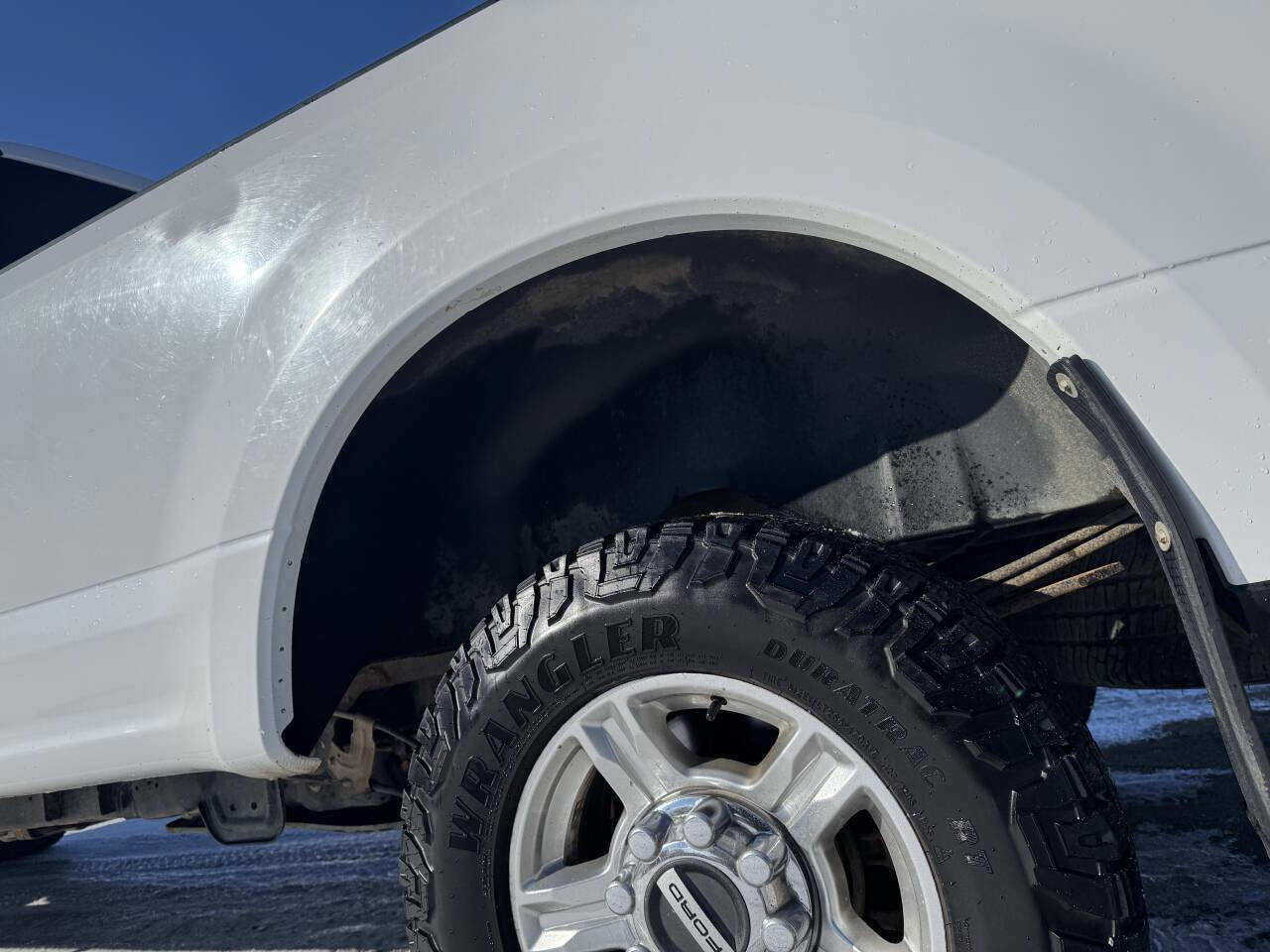Used 2017 Ford F250 XLT w/ FX4 Off-Road Package AWD/4WD image 23