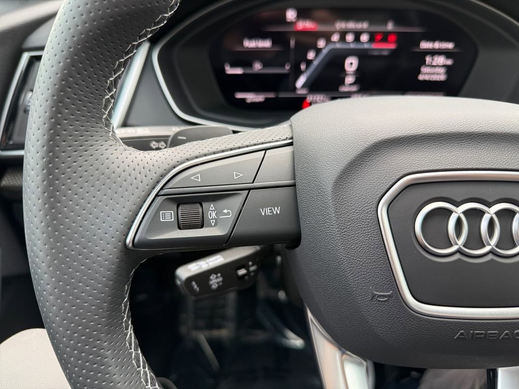 Used 2024 Audi SQ5 Premium Plus image 29
