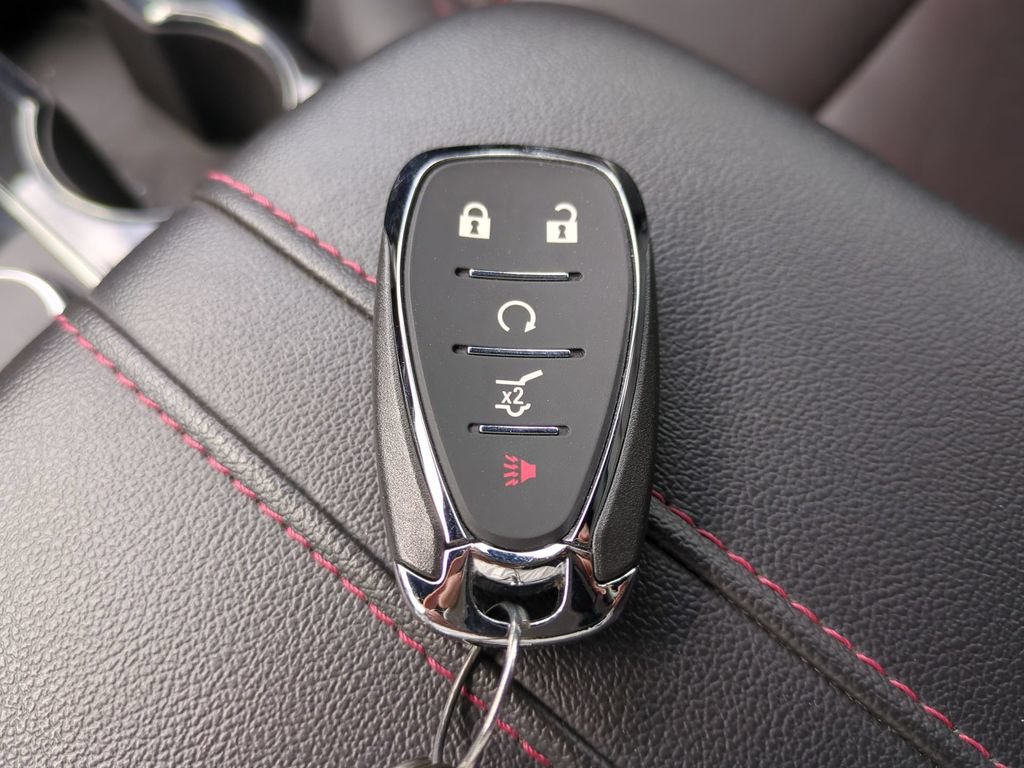 Used 2023 Chevrolet Blazer RS FWD image 36