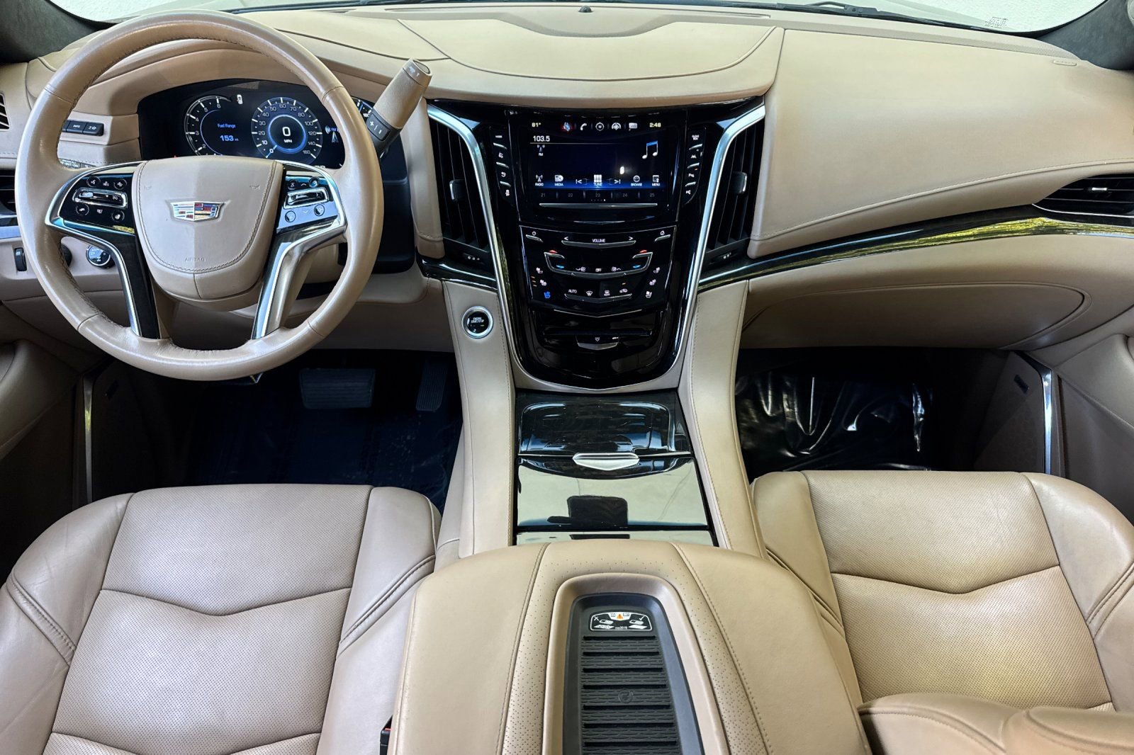 Used 2019 Cadillac Escalade ESV Platinum AWD/4WD image 13