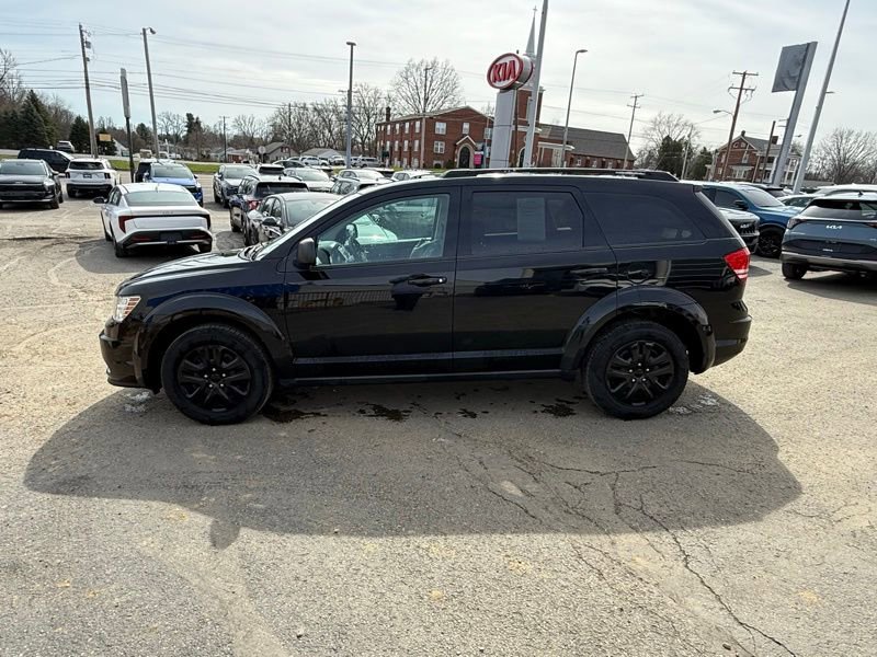 Used 2018 Dodge Journey SE image 4