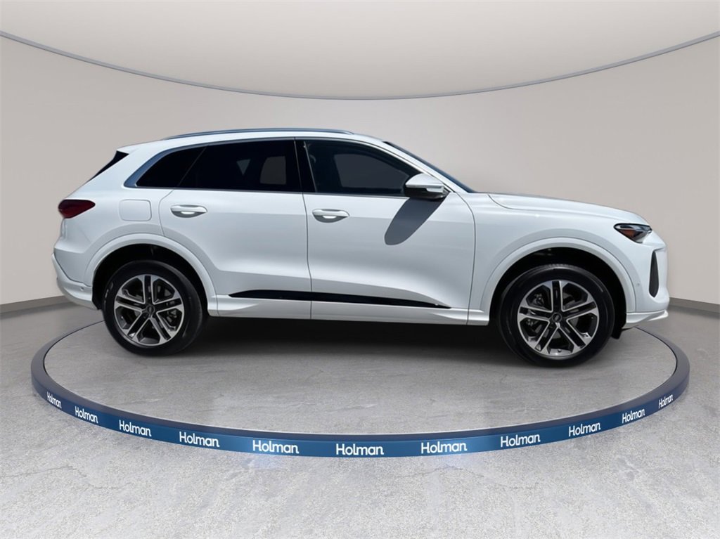 New 2025 Audi Q5 Premium image 4