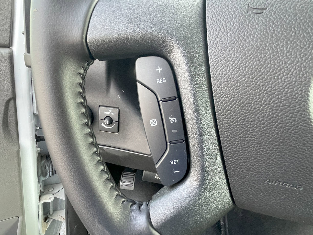 Used 2022 Chevrolet Express 3500 w/ Power Convenience Package image 28