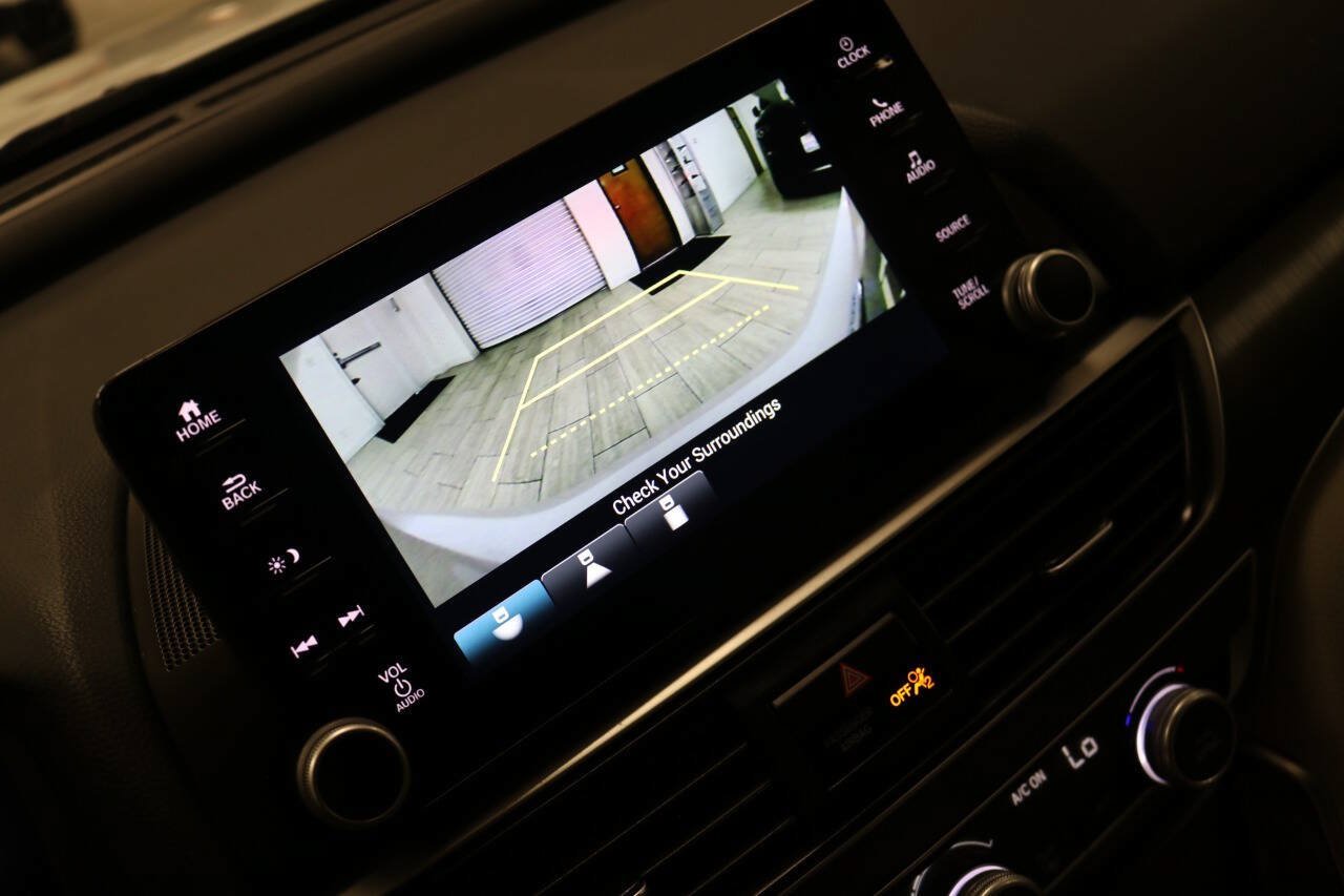 Used 2022 Honda Accord LX image 25