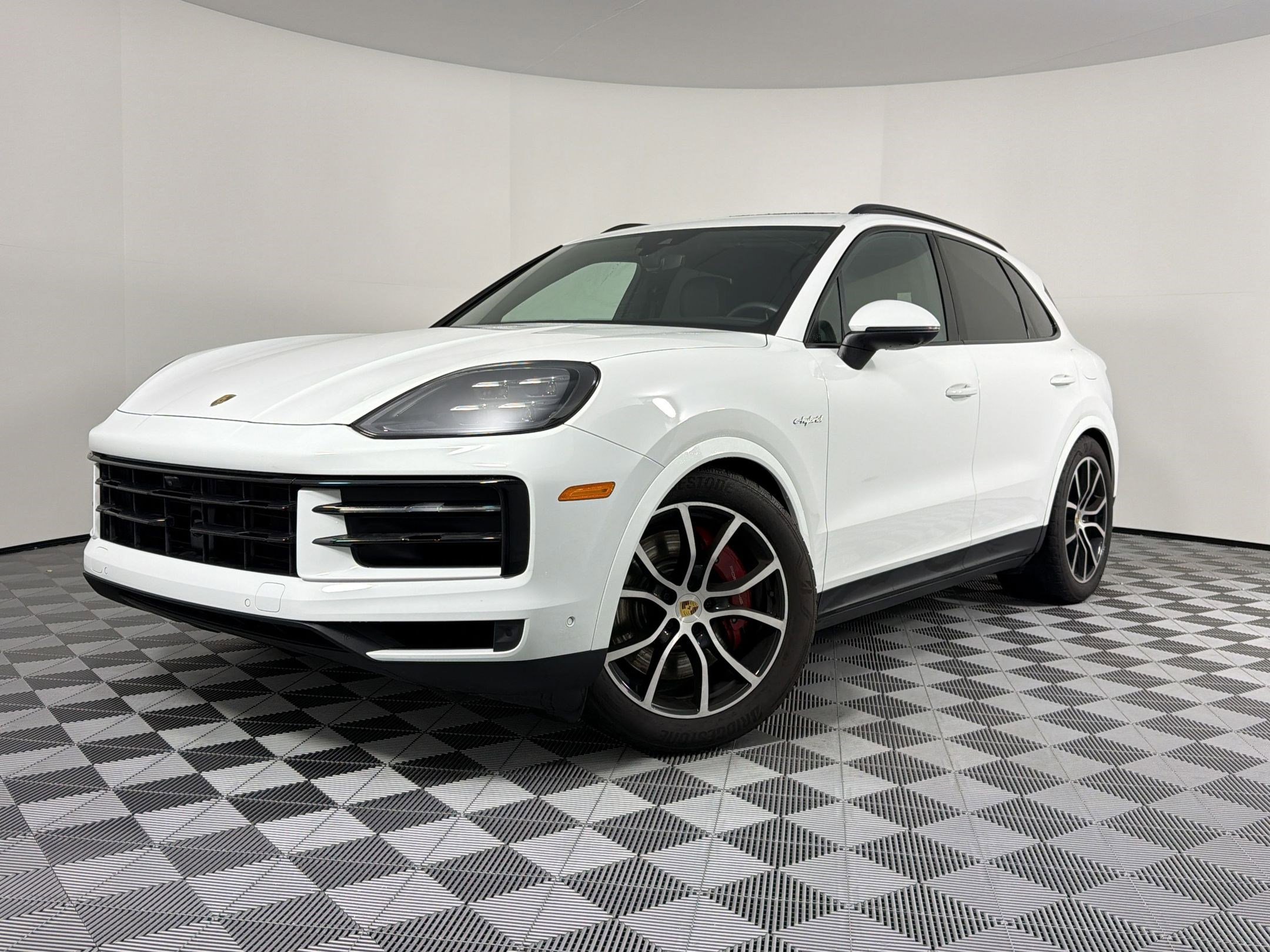 Certified 2024 Porsche Cayenne S