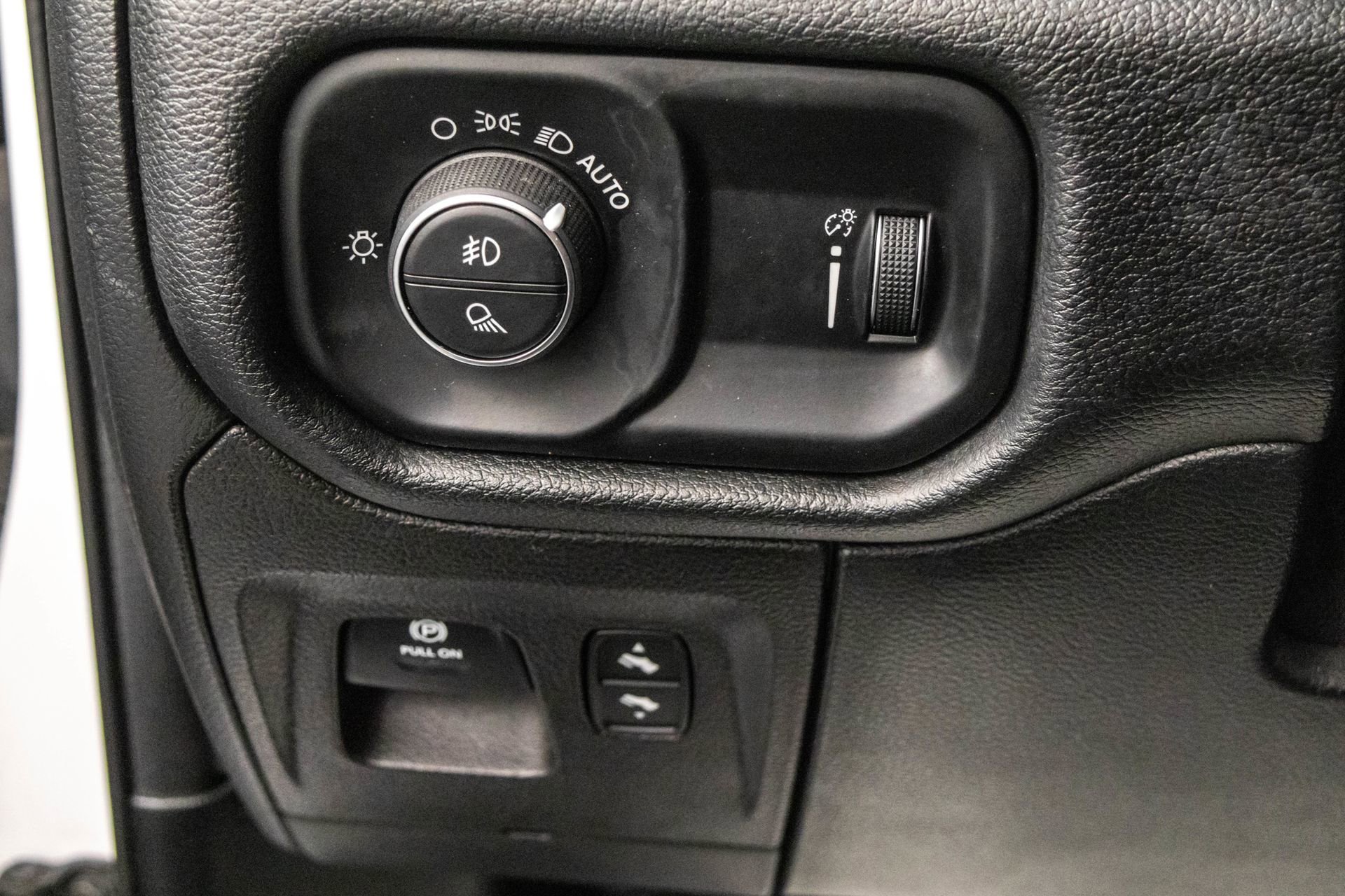 Used 2020 RAM 1500 Big Horn image 17