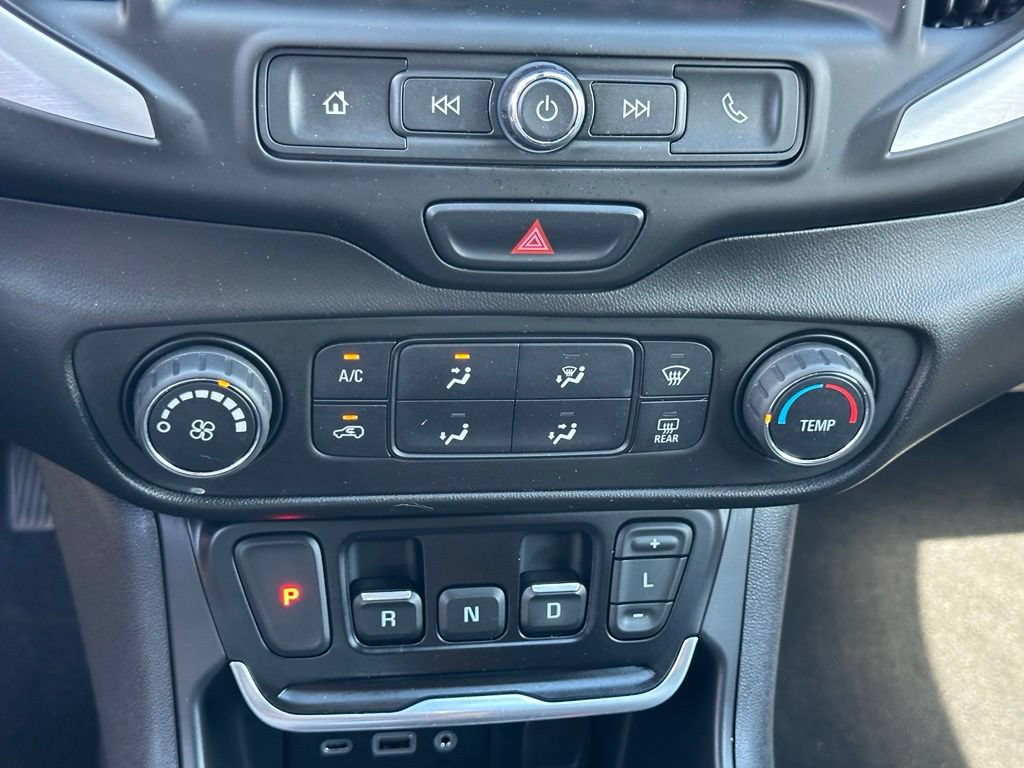 Used 2021 GMC Terrain SLE FWD image 26