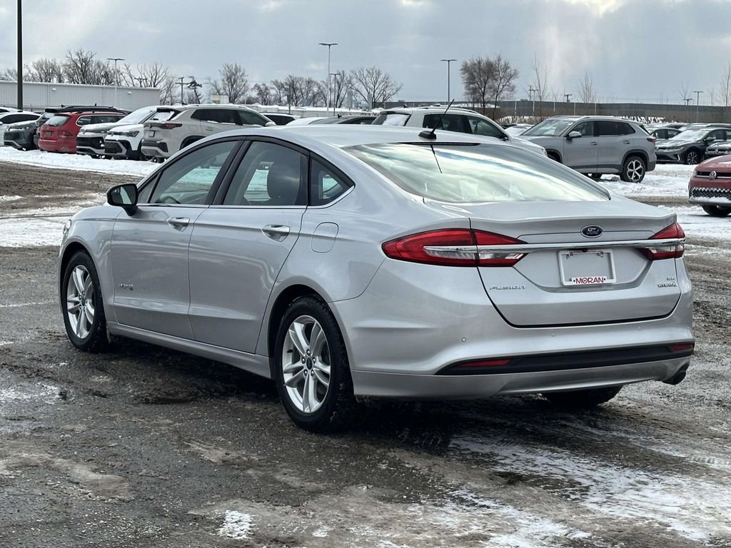 Used 2018 Ford Fusion SE image 4