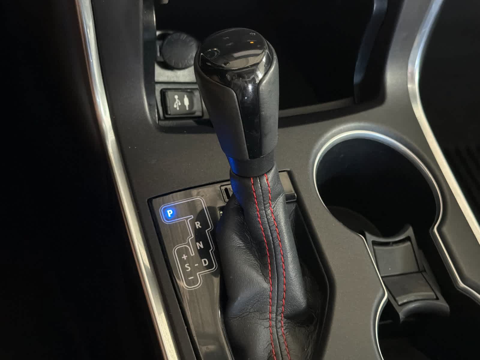 Used 2015 Toyota Camry SE FWD image 21