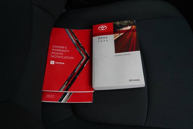 Used 2022 Toyota RAV4 LE image 64